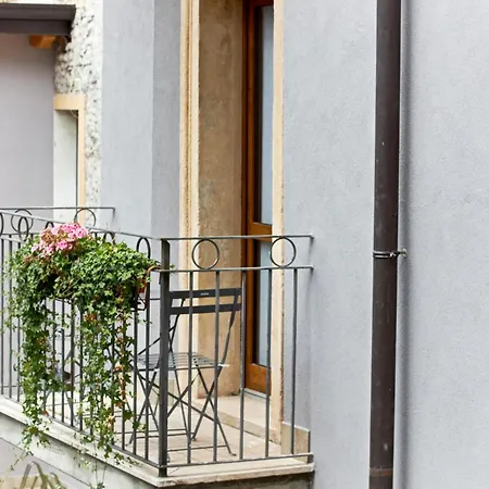 Residence 