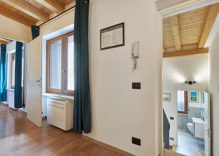 Residence \